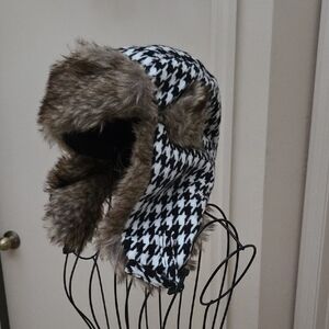 Houndstooth Hat With Ear Flaps